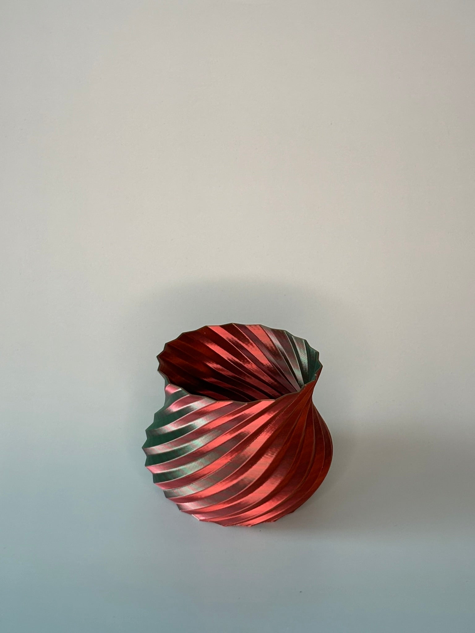 Zestaw trzech doniczek spiralna fala