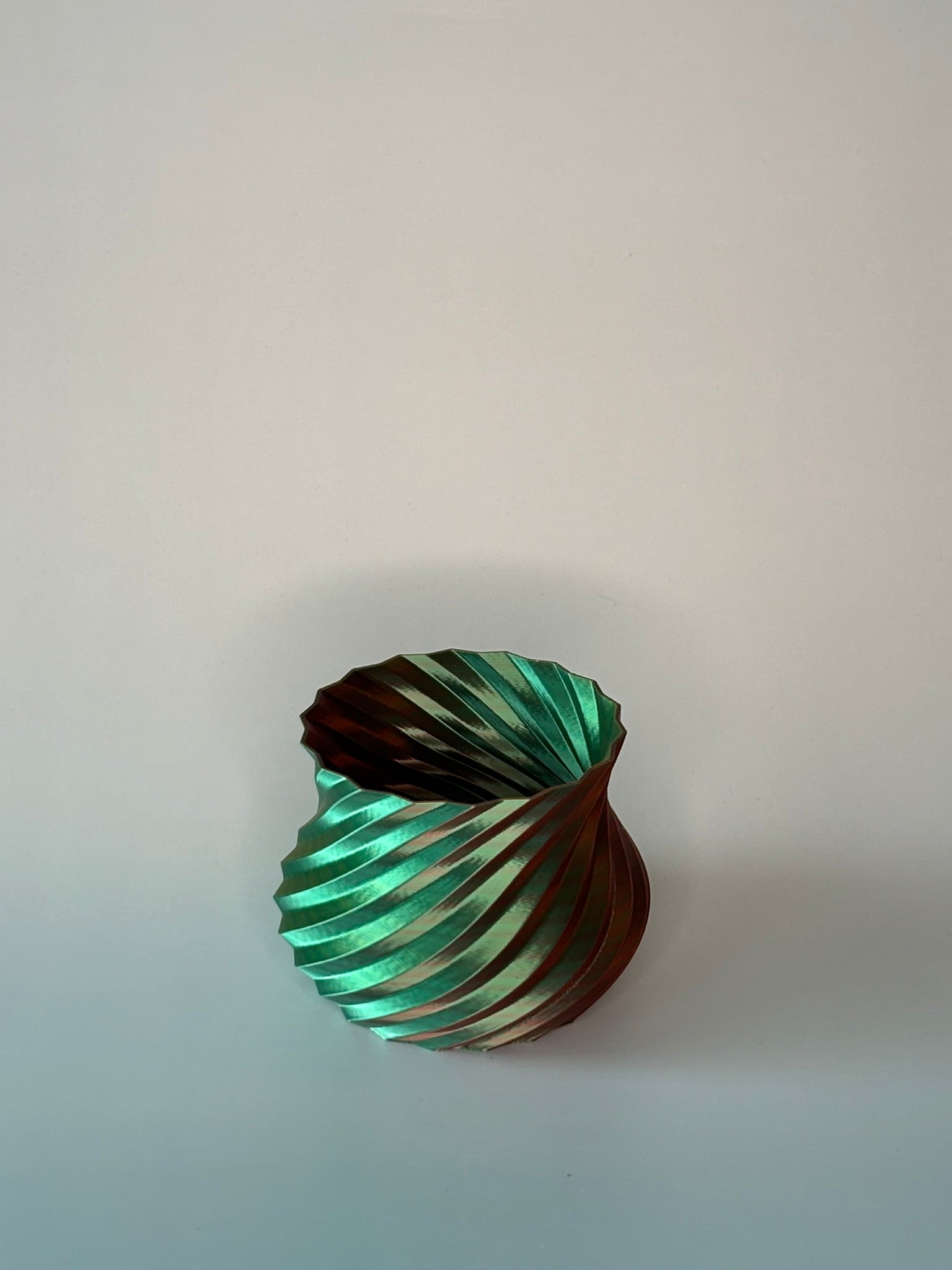 Zestaw trzech doniczek spiralna fala