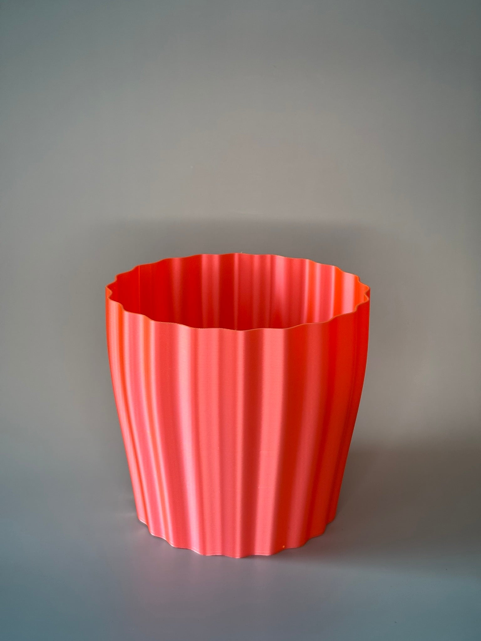 Duża doniczka prosta fala